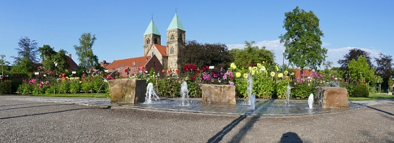 Panorama Dahliengarten Springbrunnen Panorama Dahliengarten Springbrunnen © Jürgen Göckemeyer